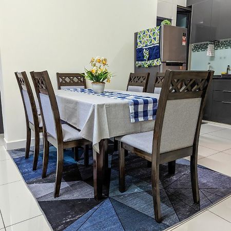 Az Homestay Putrajaya Esterno foto
